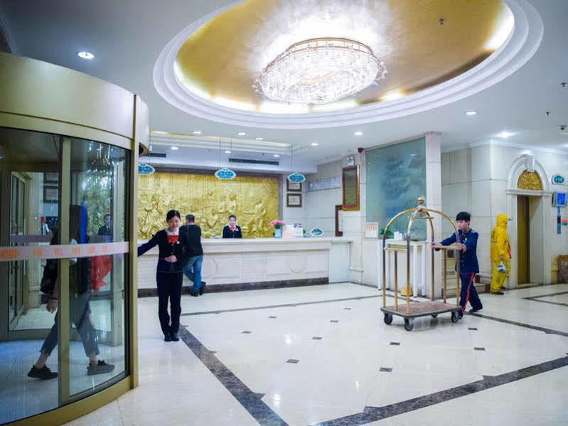 Vienna Hotel Nanchang Railway Staion Dış mekan fotoğraf