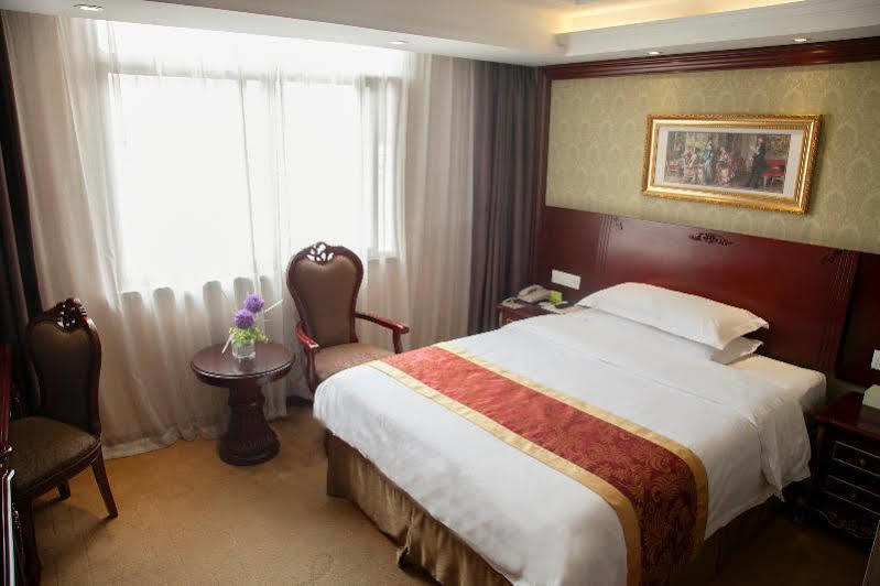 Vienna Hotel Nanchang Railway Staion Dış mekan fotoğraf